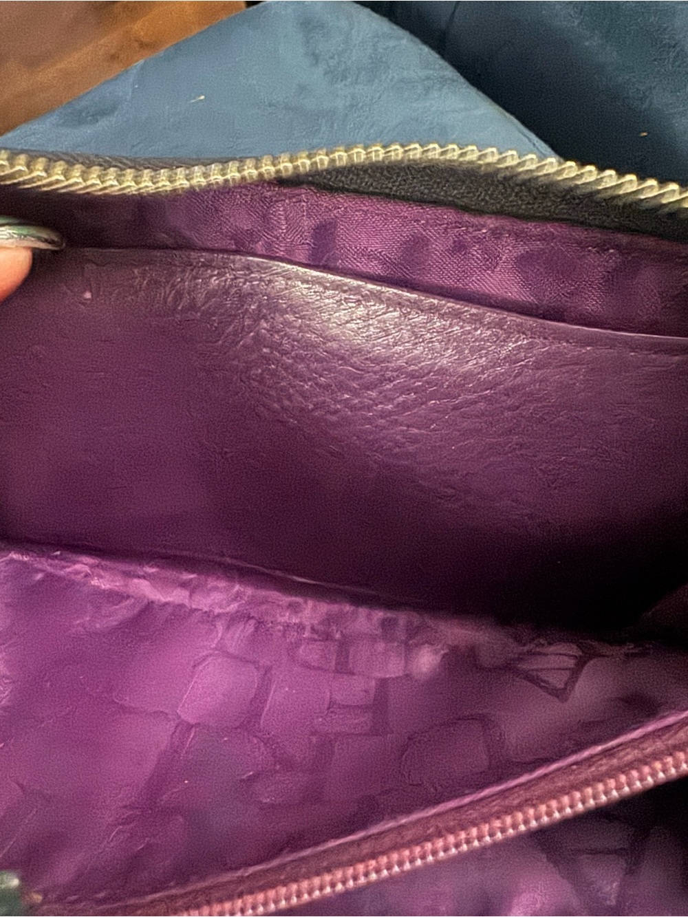 Furla Continental Zip Wallet EUC - Picture 4 of 7